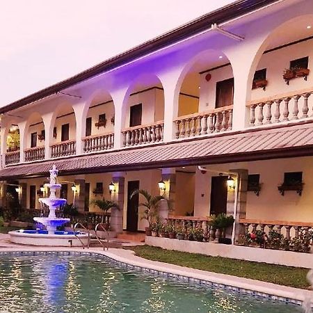 Solano Hotel & Resort At Casa Ysabel Lipa City Ngoại thất bức ảnh